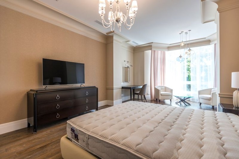 Estate Suite